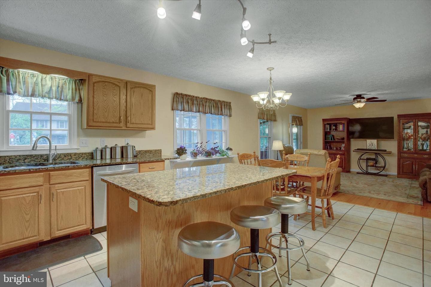 427 Bradley Lane photo 18