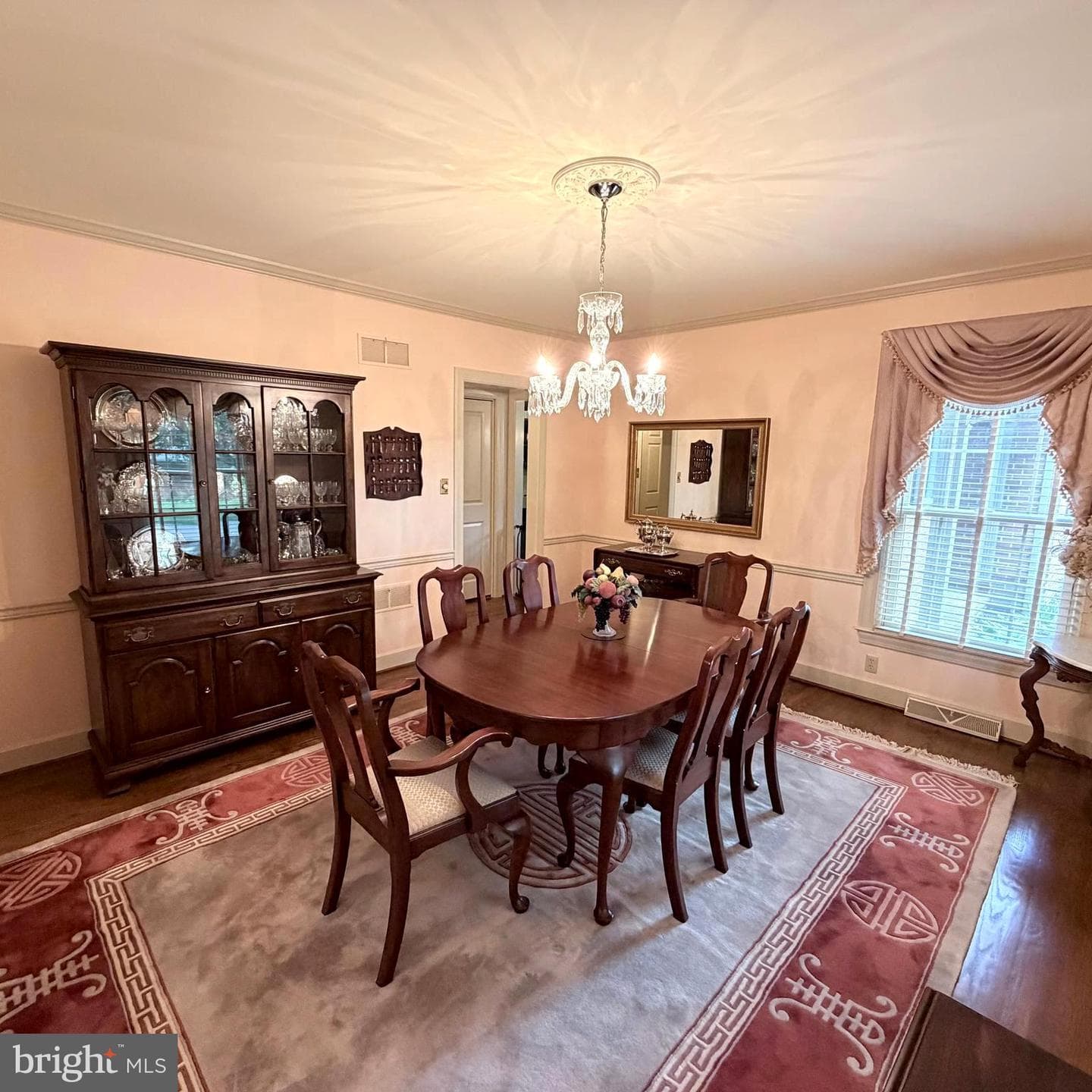 475 Larkspur Lane photo 38