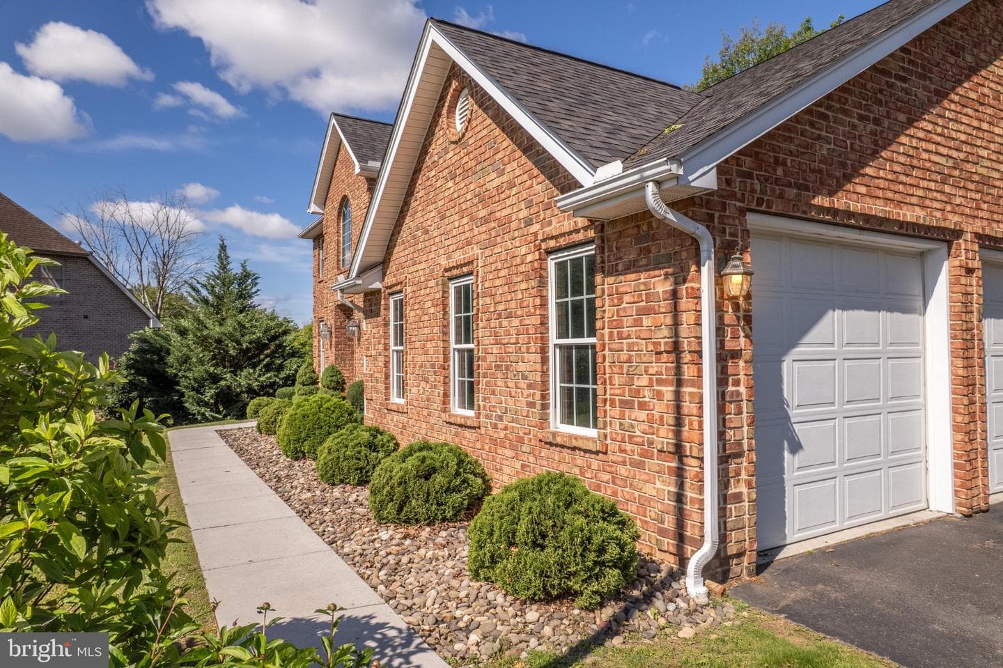 2384 Castlegreen Drive photo 90