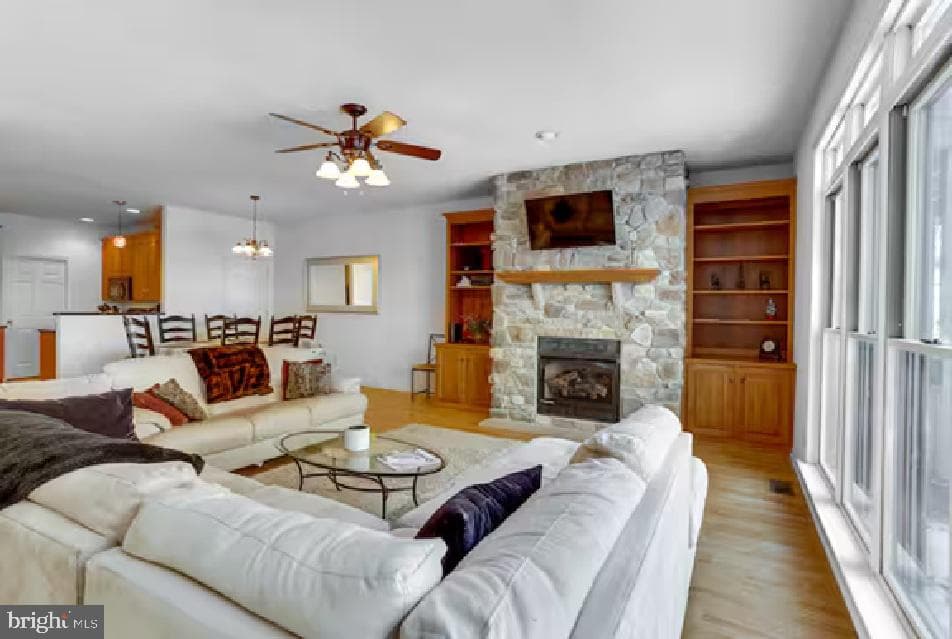 14101 Barberry Circle #402 photo 3