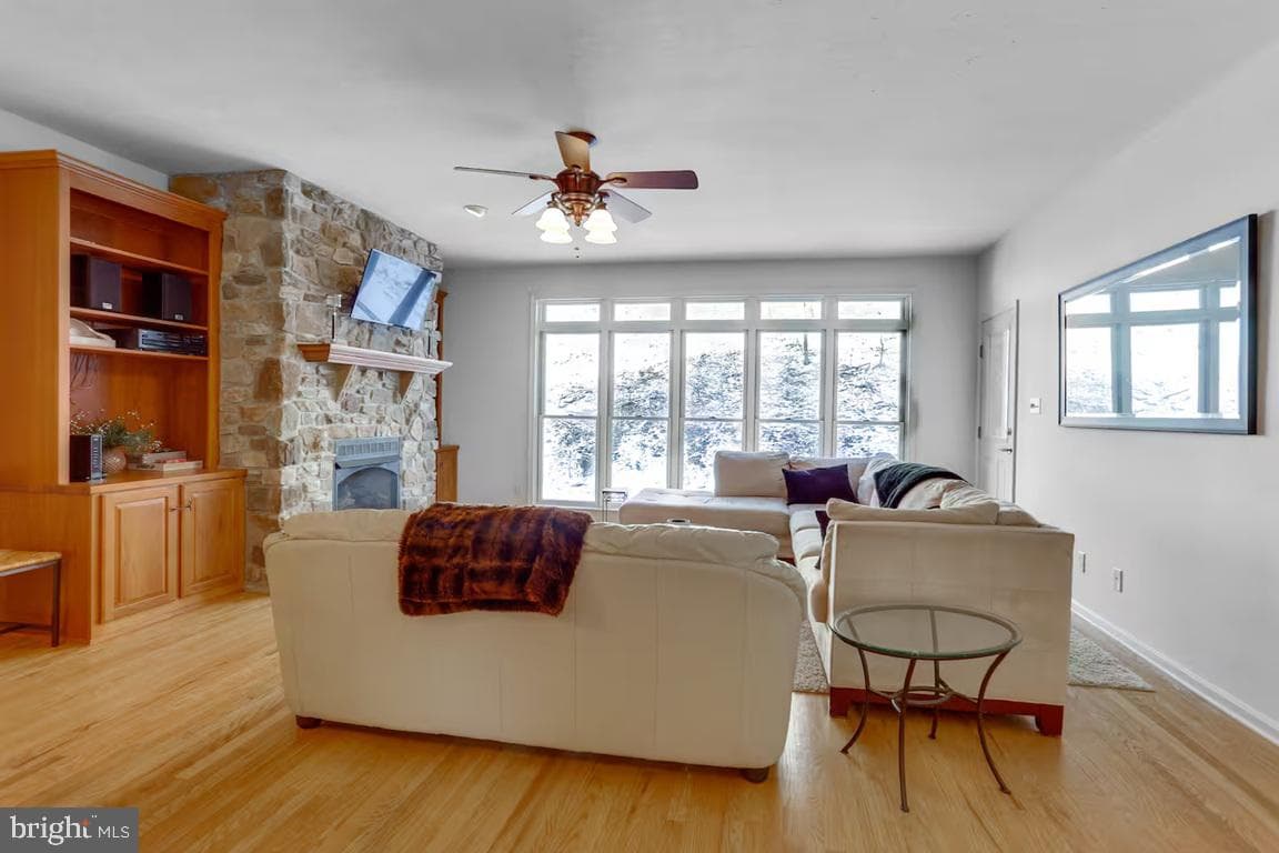 14101 Barberry Circle #402 photo 8