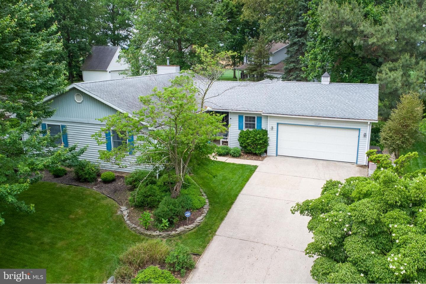 6029 Greenbriar Terrace, Fayetteville