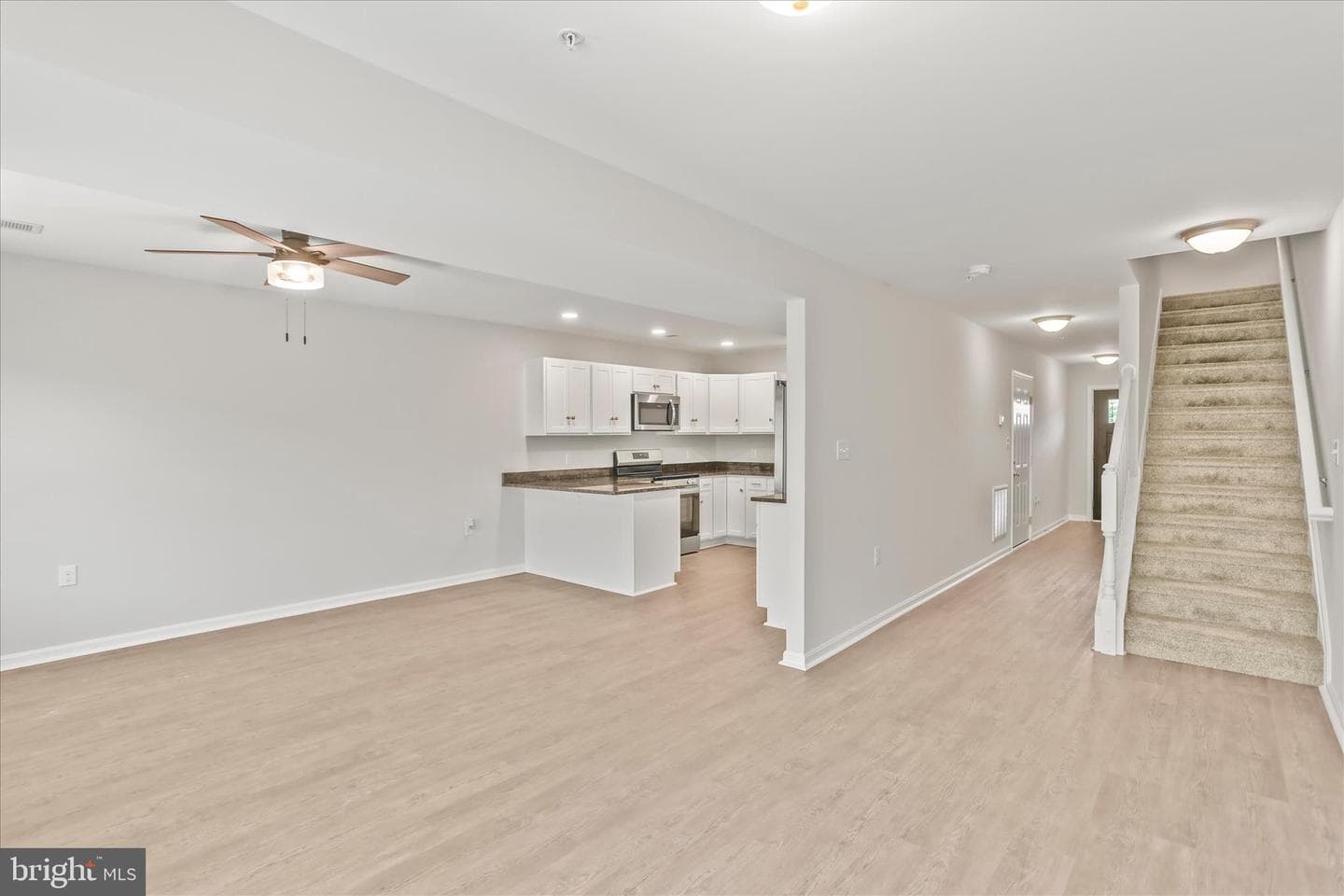8820 Hillside Way photo 17