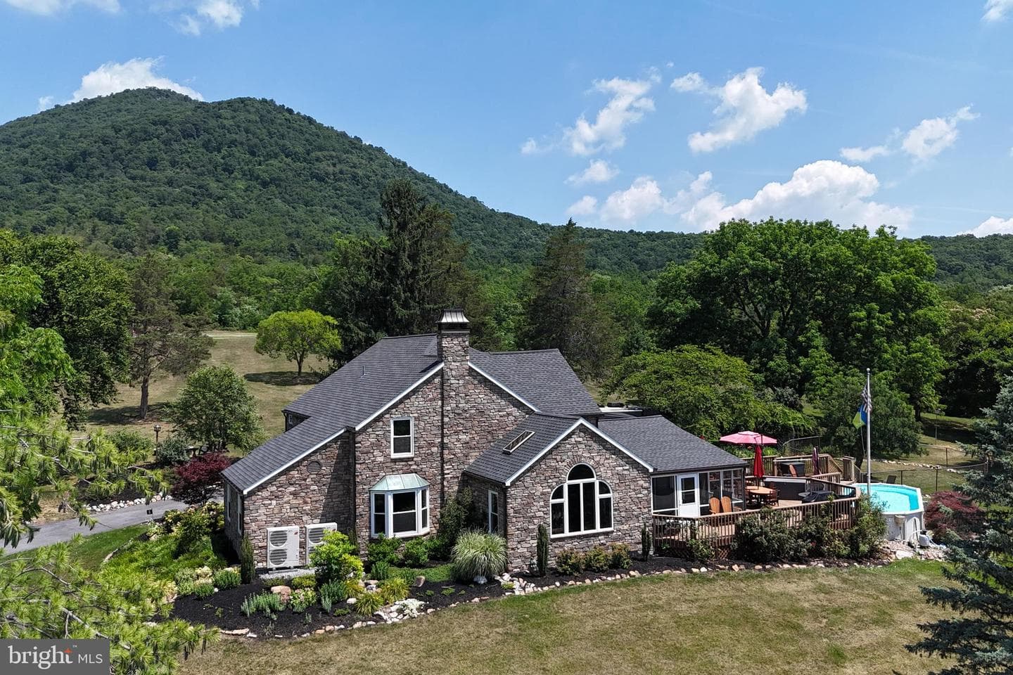 10787 Lincoln Way West W, Fort Loudon