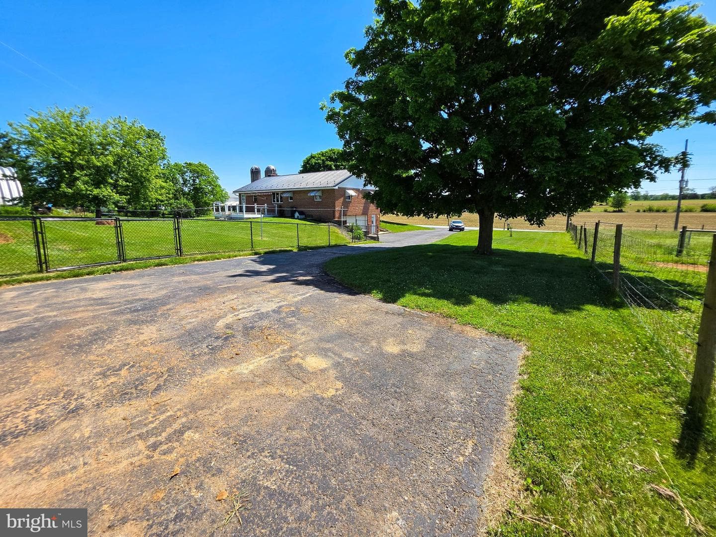 14329 Williamsport Pike photo 24