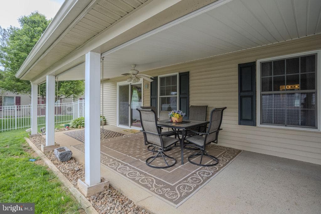 159 Ginkgo Court photo 37