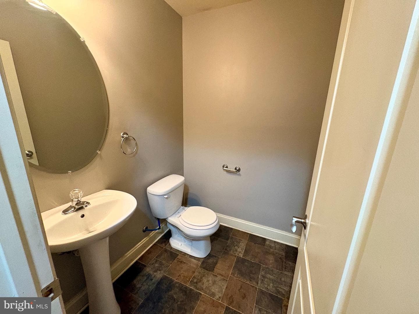 204 Whitley Drive photo 6