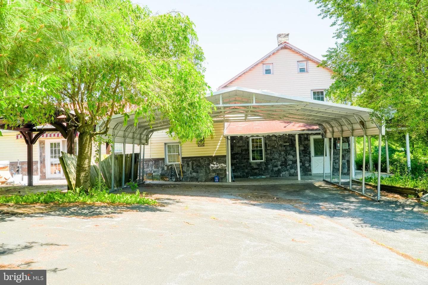 13927 Ridge Road photo 16
