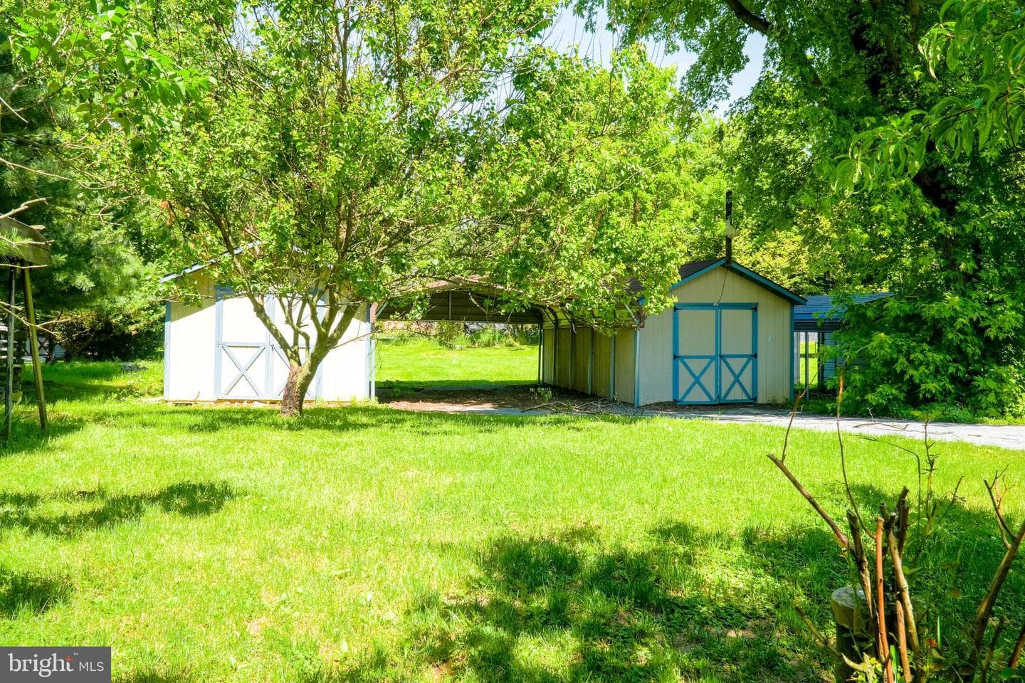 13927 Ridge Road photo 19