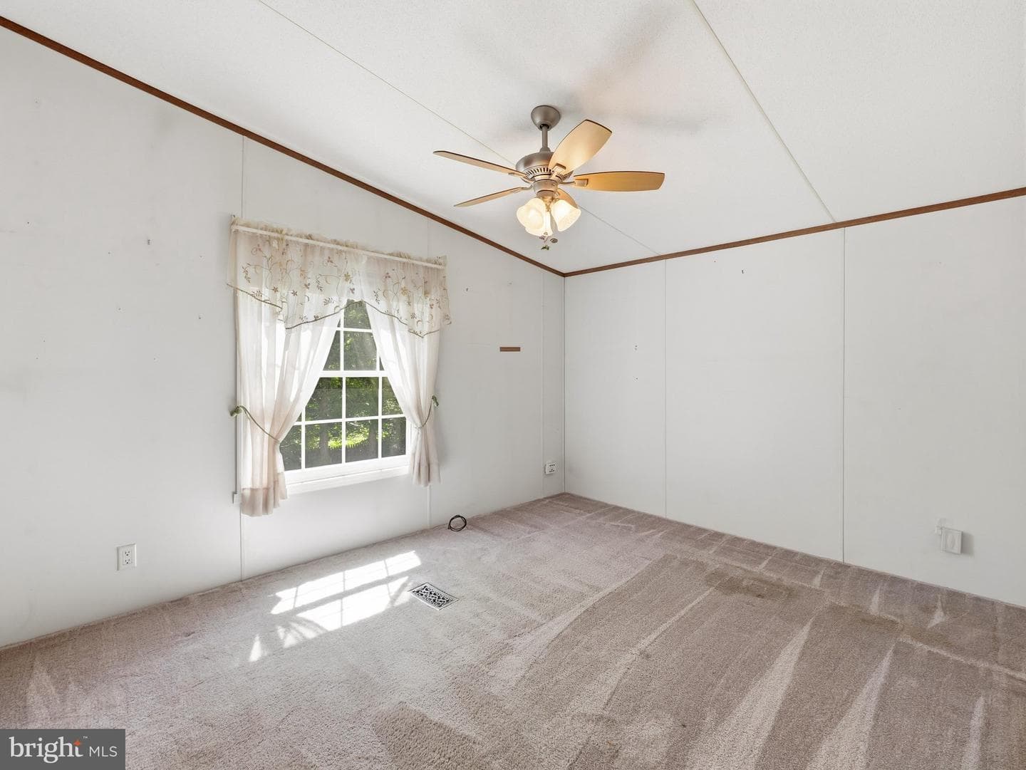 15420 Hartman Drive photo 10