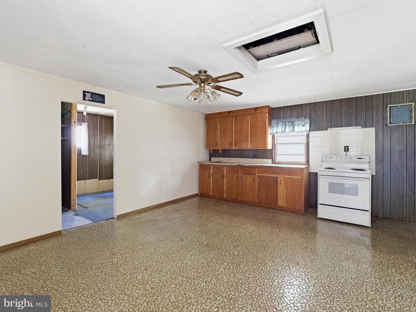 15420 Hartman Drive photo 32