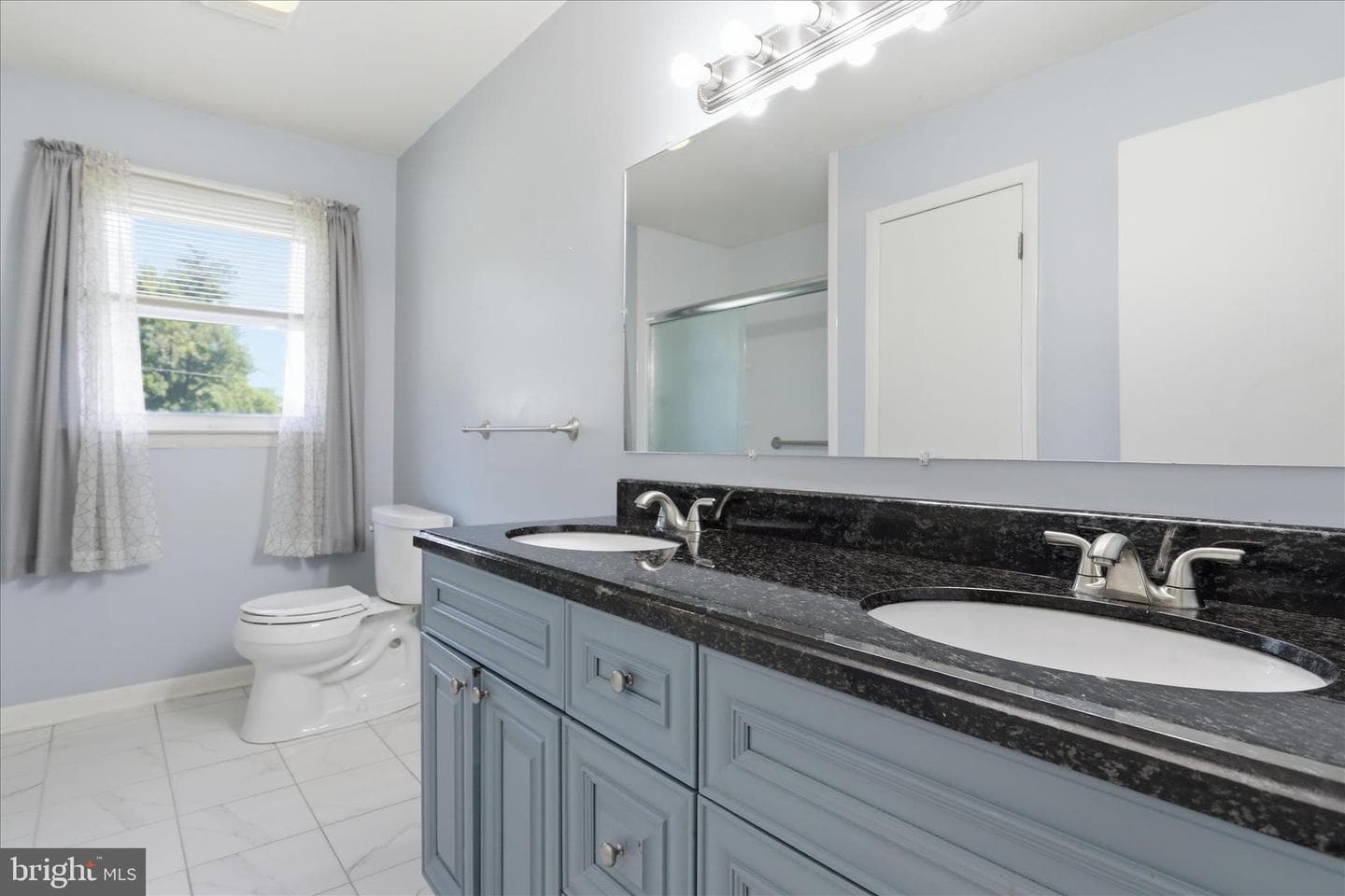 15716 Valley Avenue photo 20