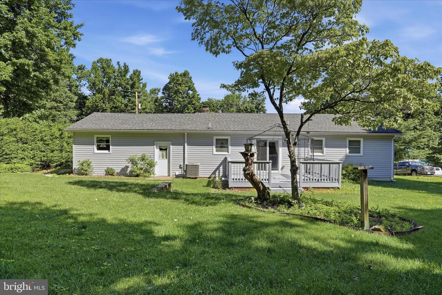15716 Valley Avenue photo 33