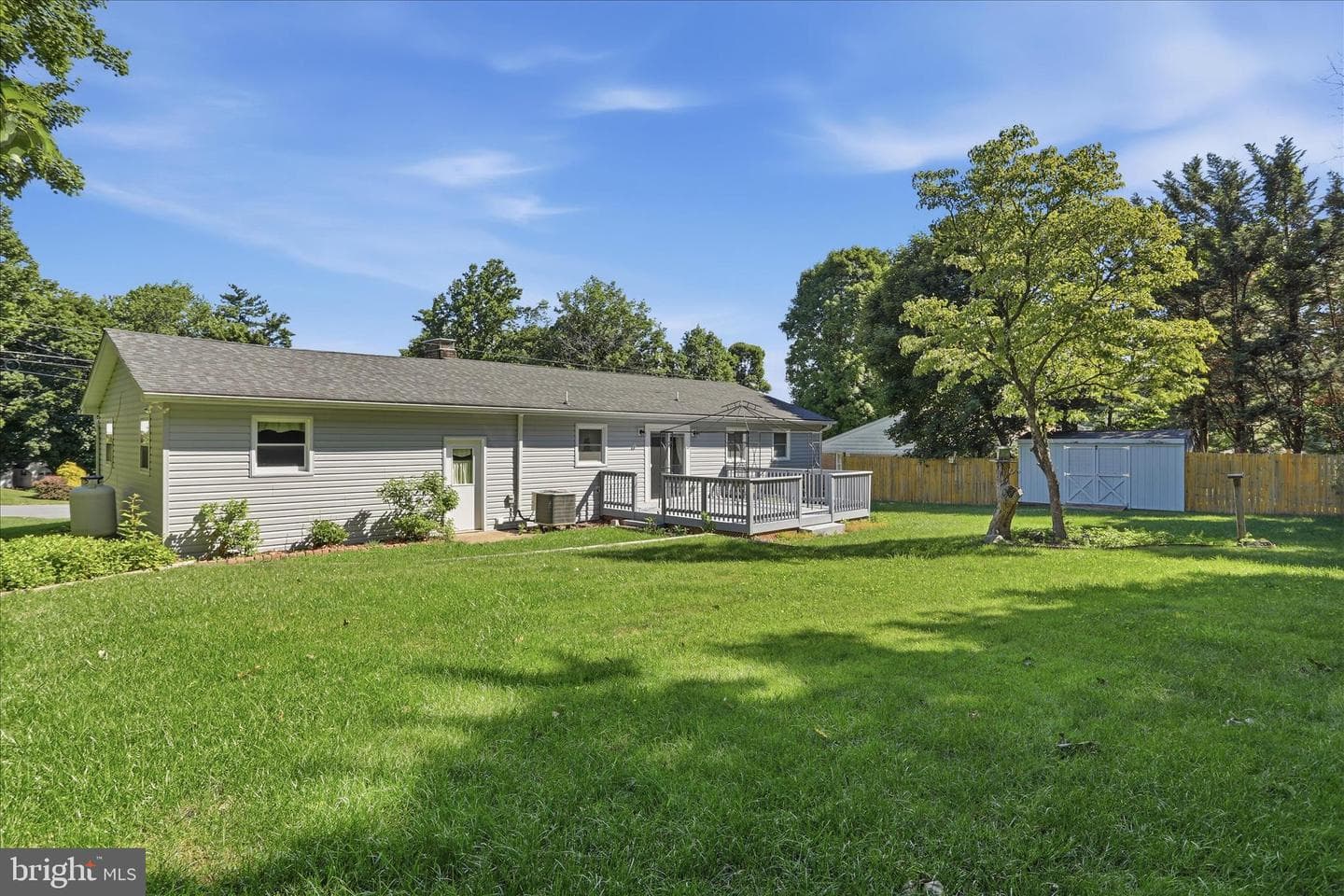 15716 Valley Avenue photo 34