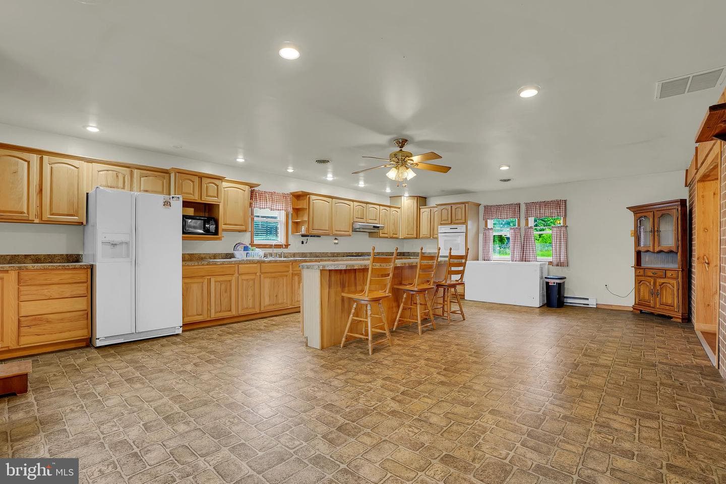 13789 Buchanan Trail W photo 11