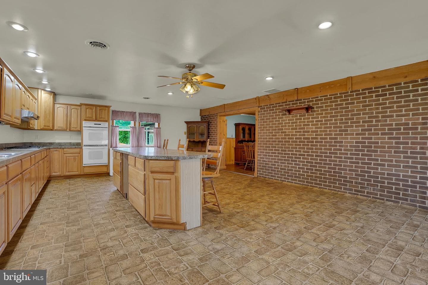 13789 Buchanan Trail W photo 14
