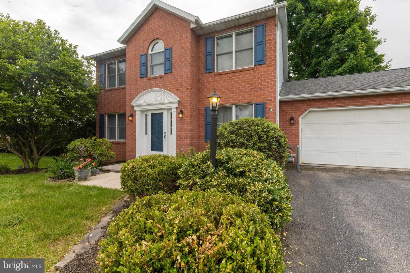 685 Greenfield Drive photo 13