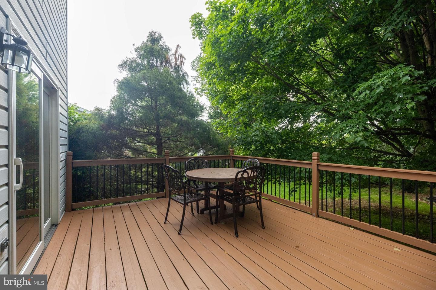 685 Greenfield Drive photo 25