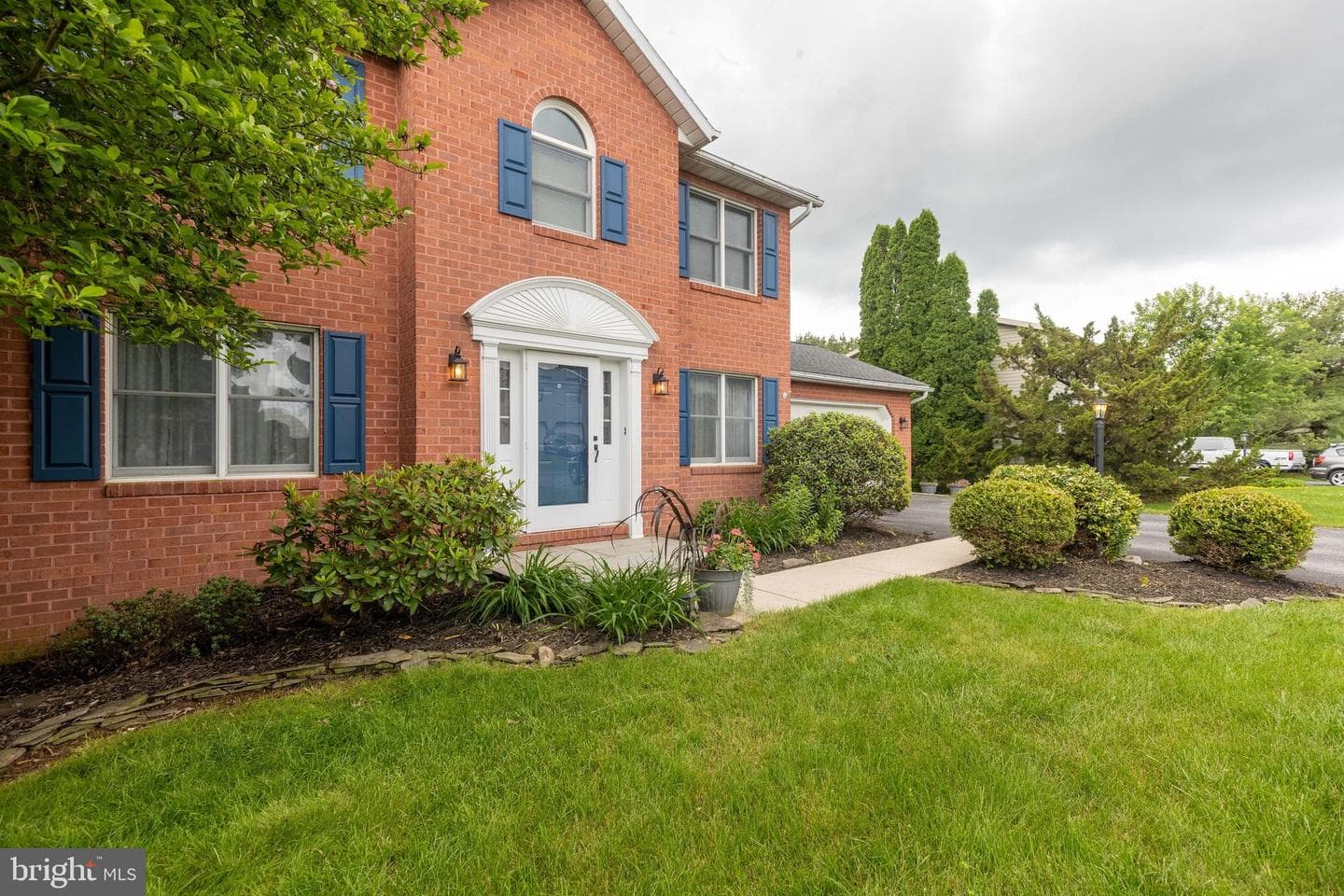 685 Greenfield Drive photo 27