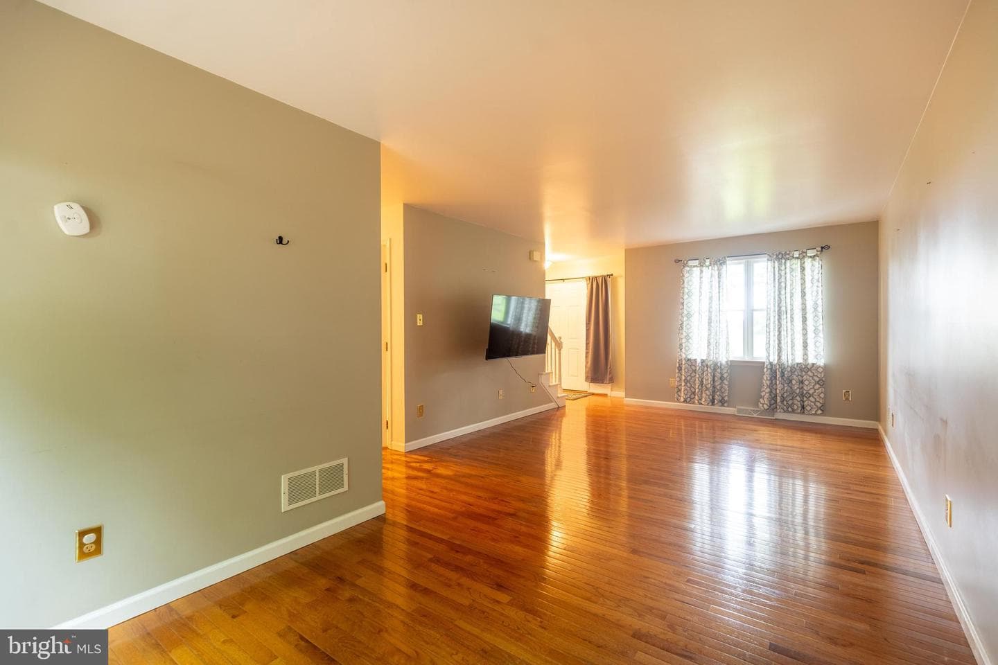 685 Greenfield Drive photo 37