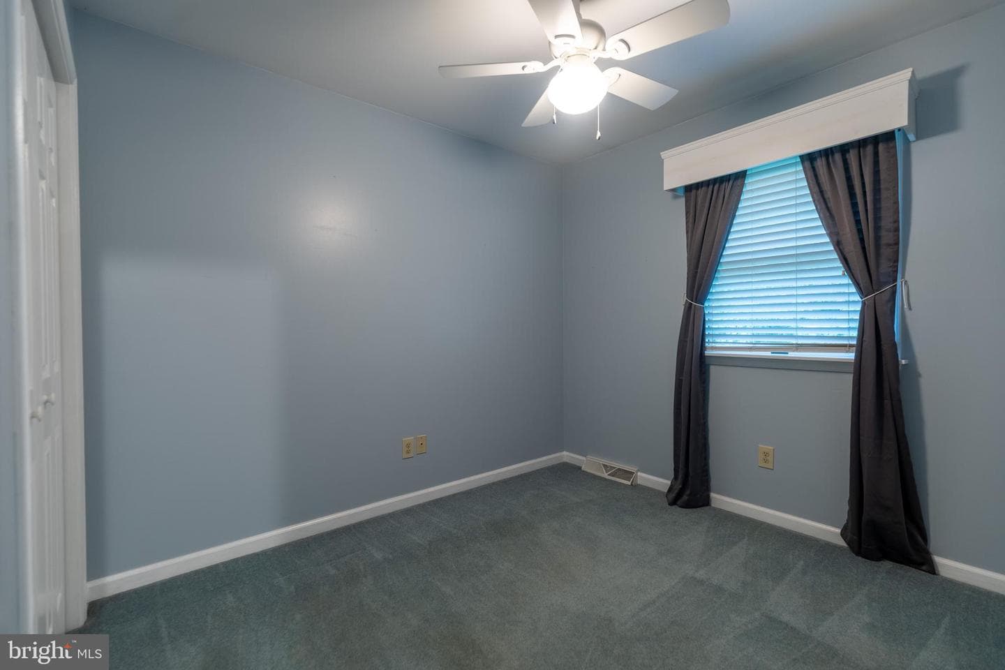 685 Greenfield Drive photo 39
