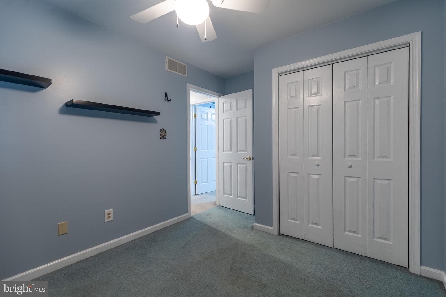 685 Greenfield Drive photo 40