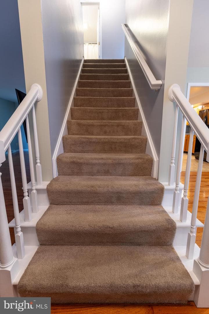 685 Greenfield Drive photo 47