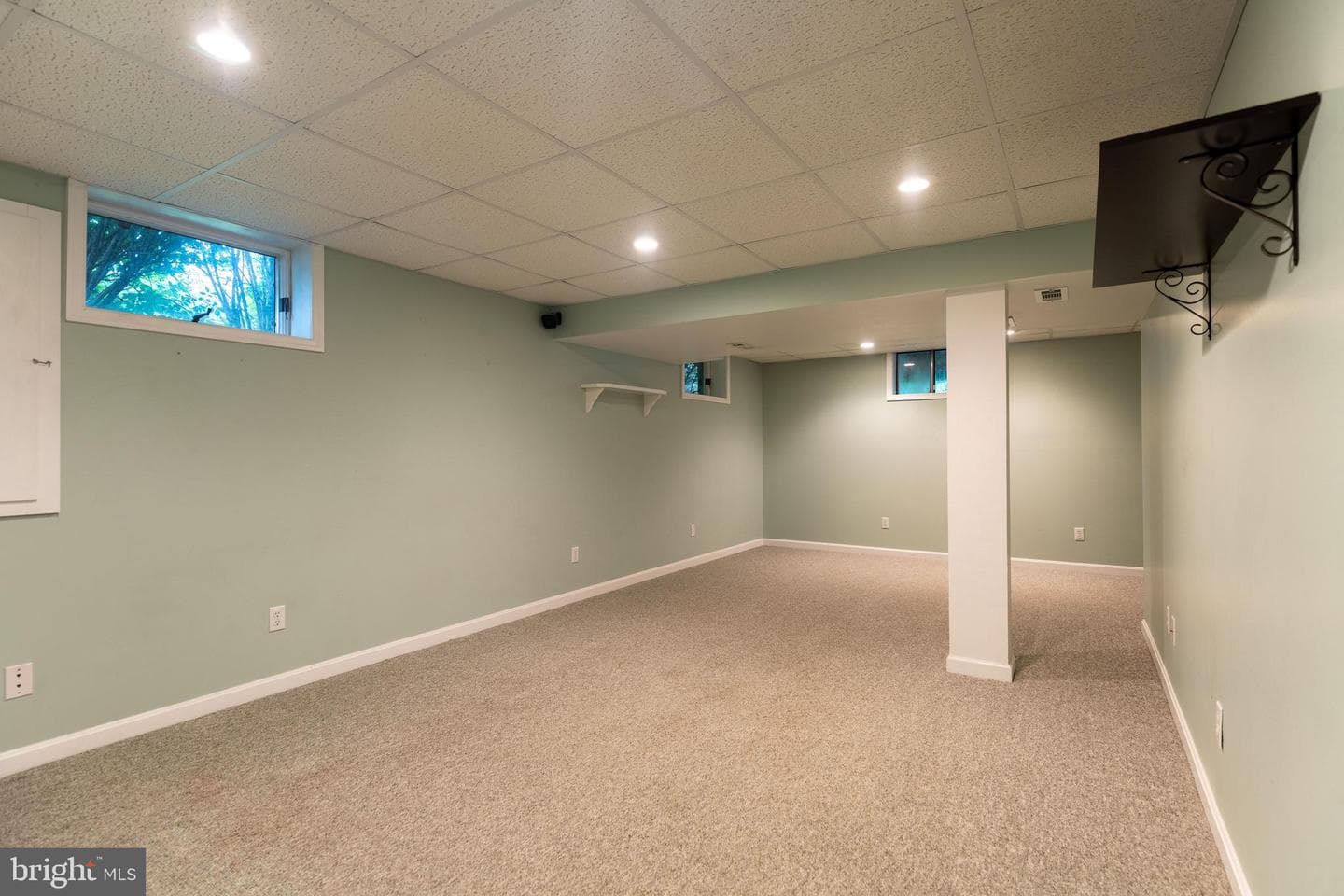 685 Greenfield Drive photo 48