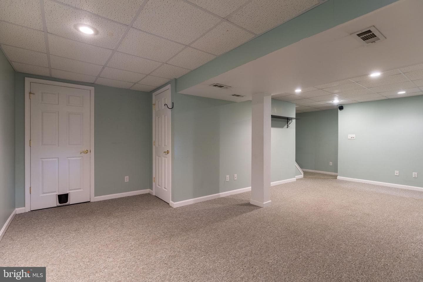 685 Greenfield Drive photo 49