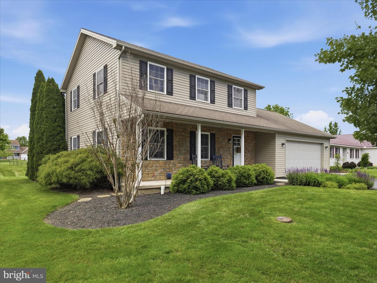 384 Leedy Way E, Chambersburg