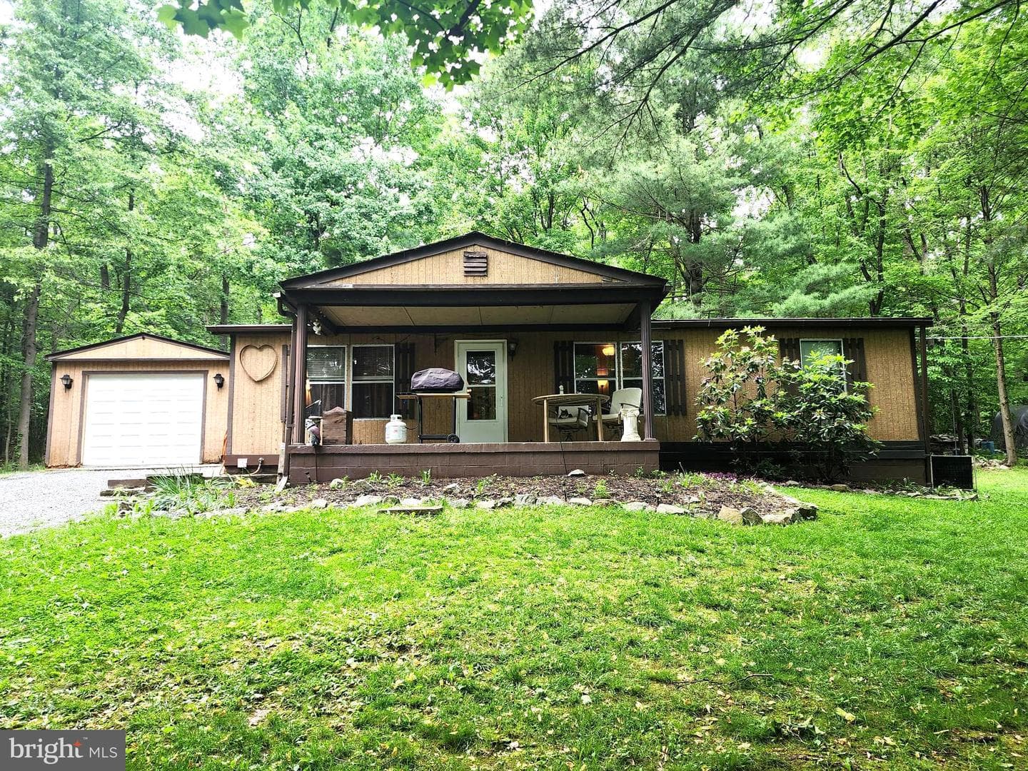 14481 Charmian Road, Blue Ridge Summit