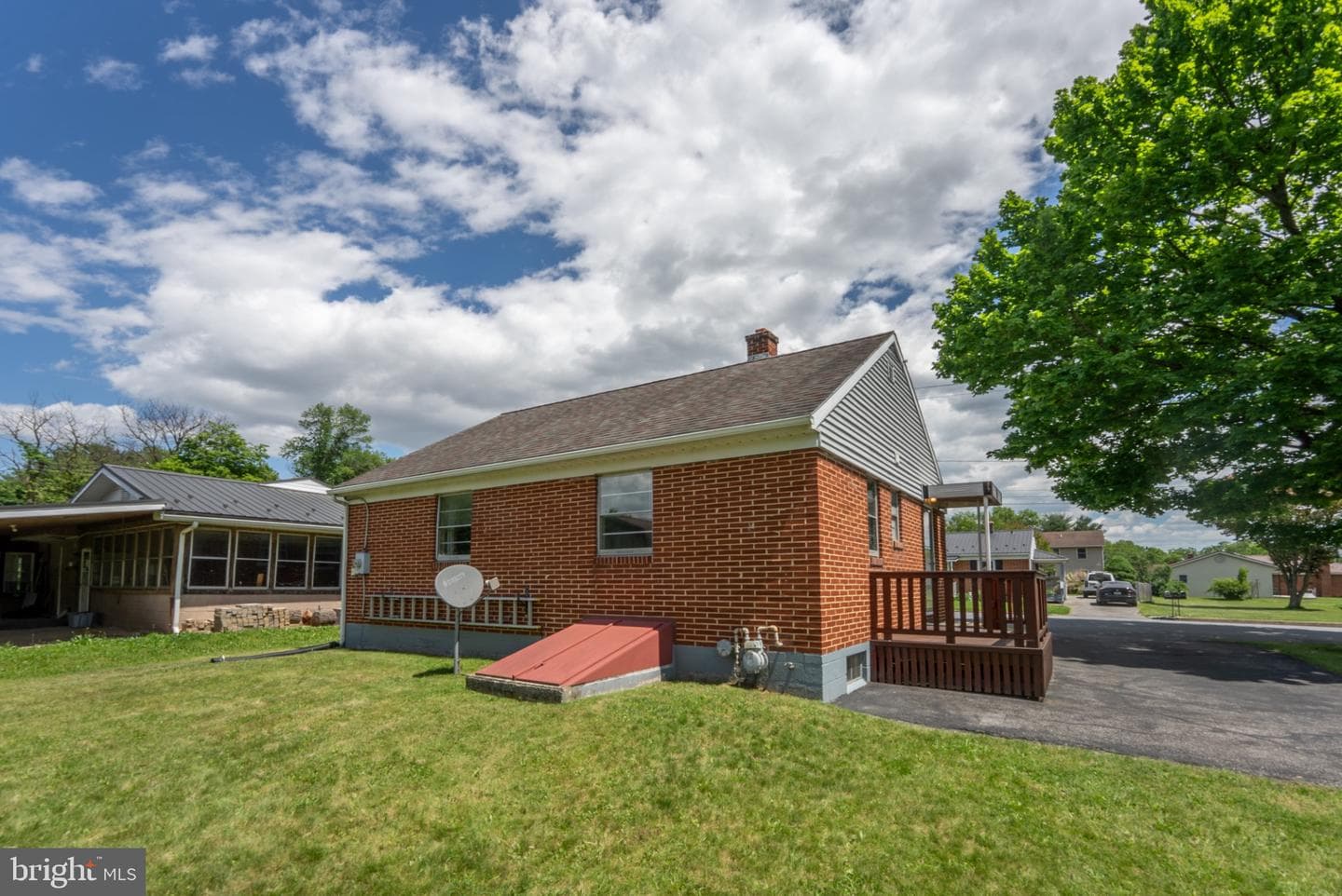 420 Maple Hill Avenue photo 39