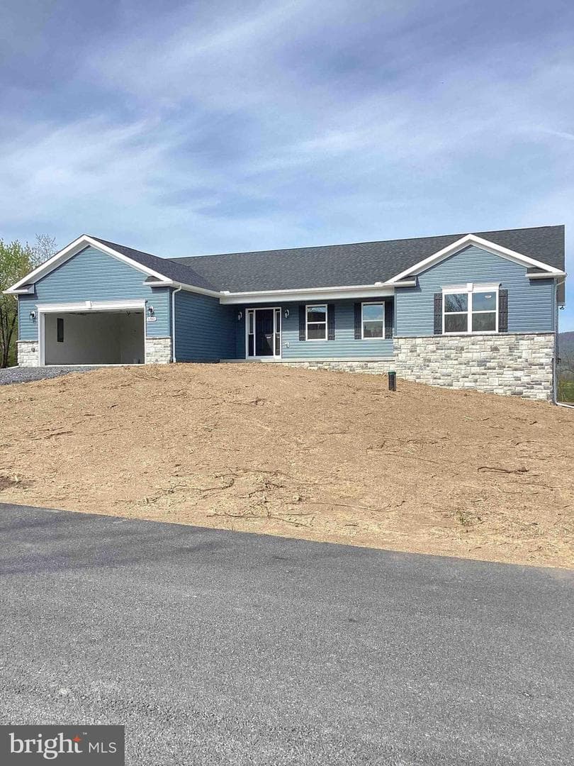 8697 Regal Drive, Mercersburg