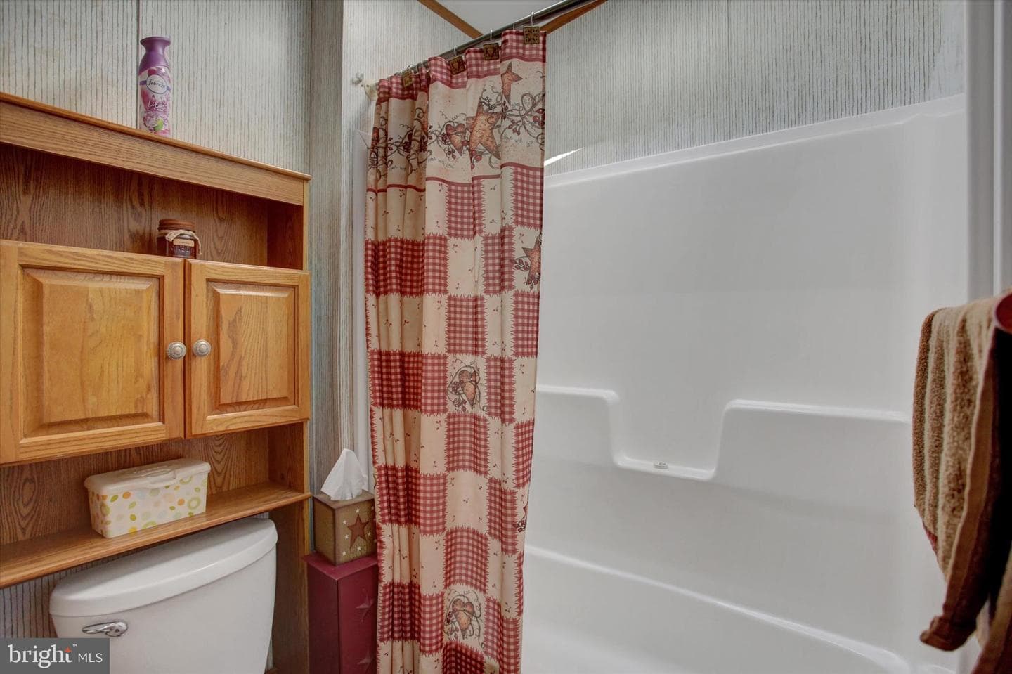 64 Tiffany Drive photo 12