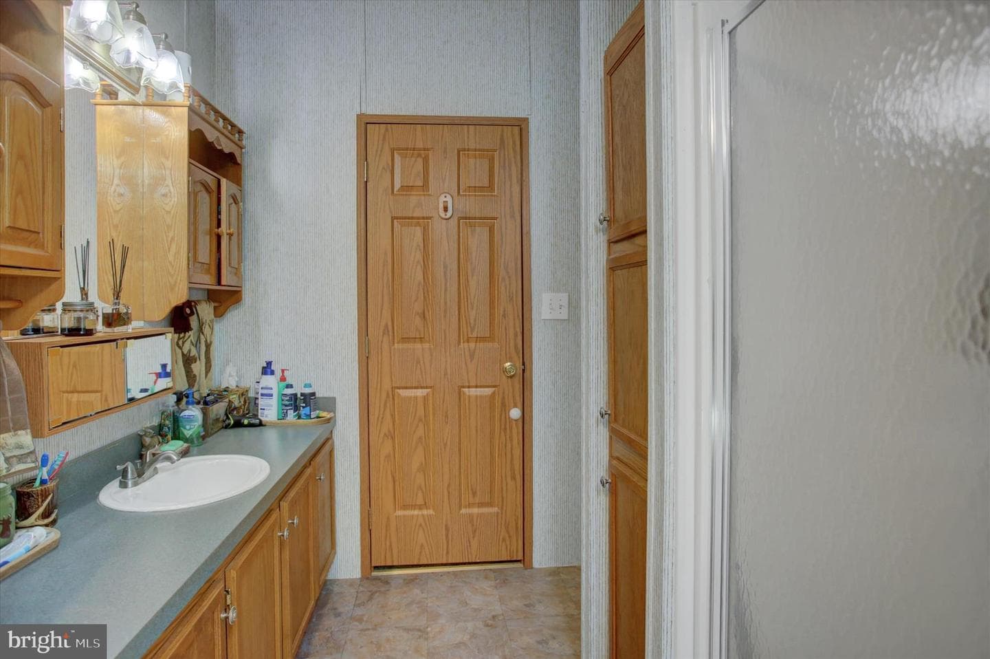 64 Tiffany Drive photo 22