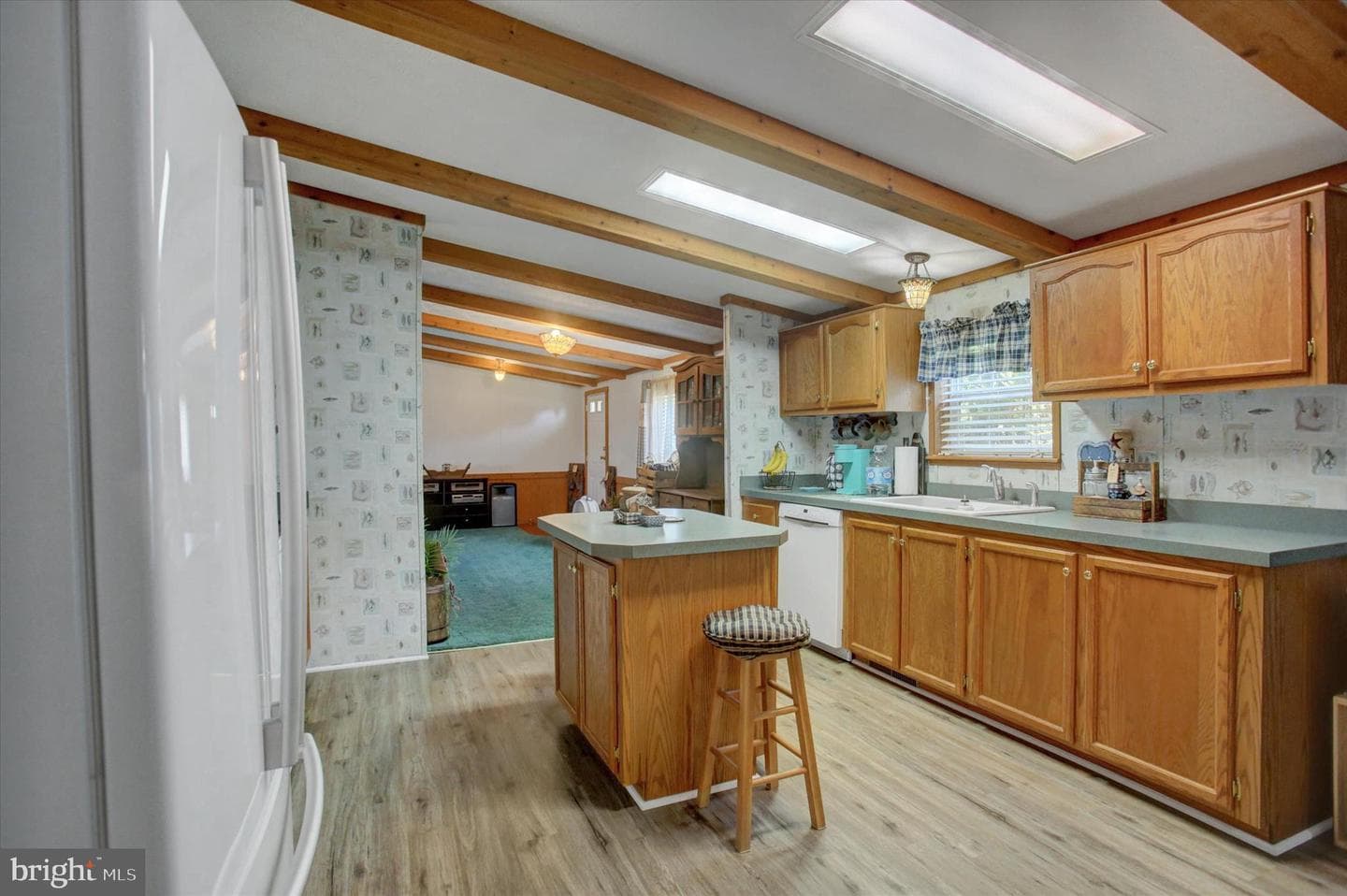64 Tiffany Drive photo 8