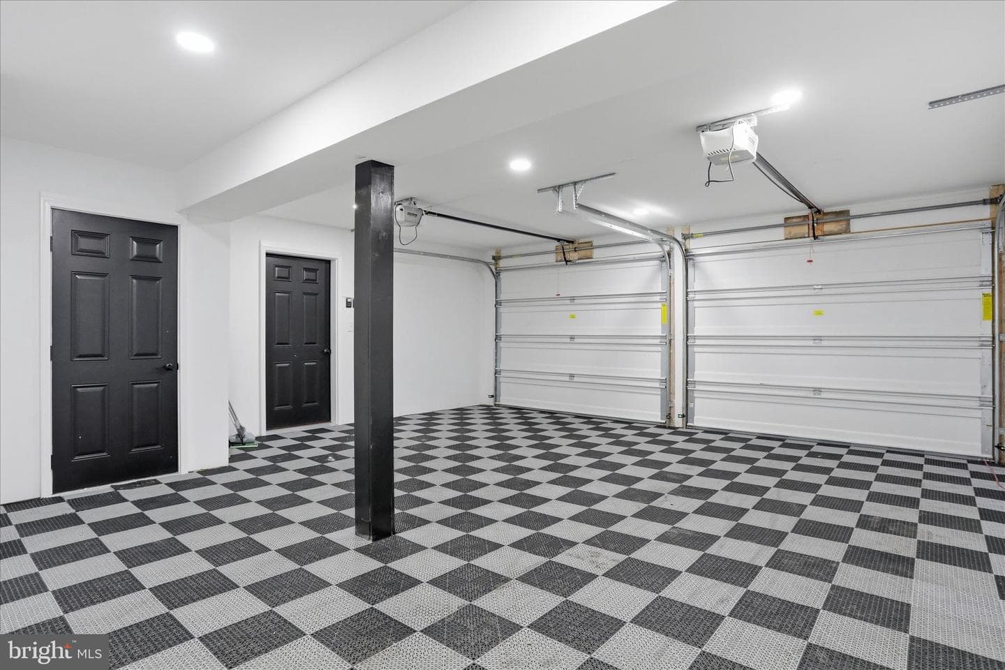15 Canterbury Drive photo 42