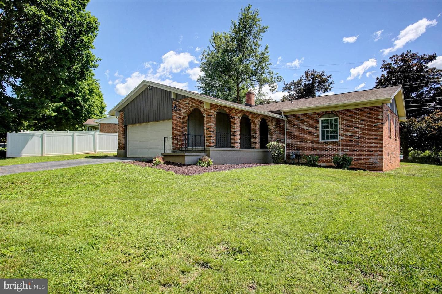 868 Fox Meadow Road, Chambersburg