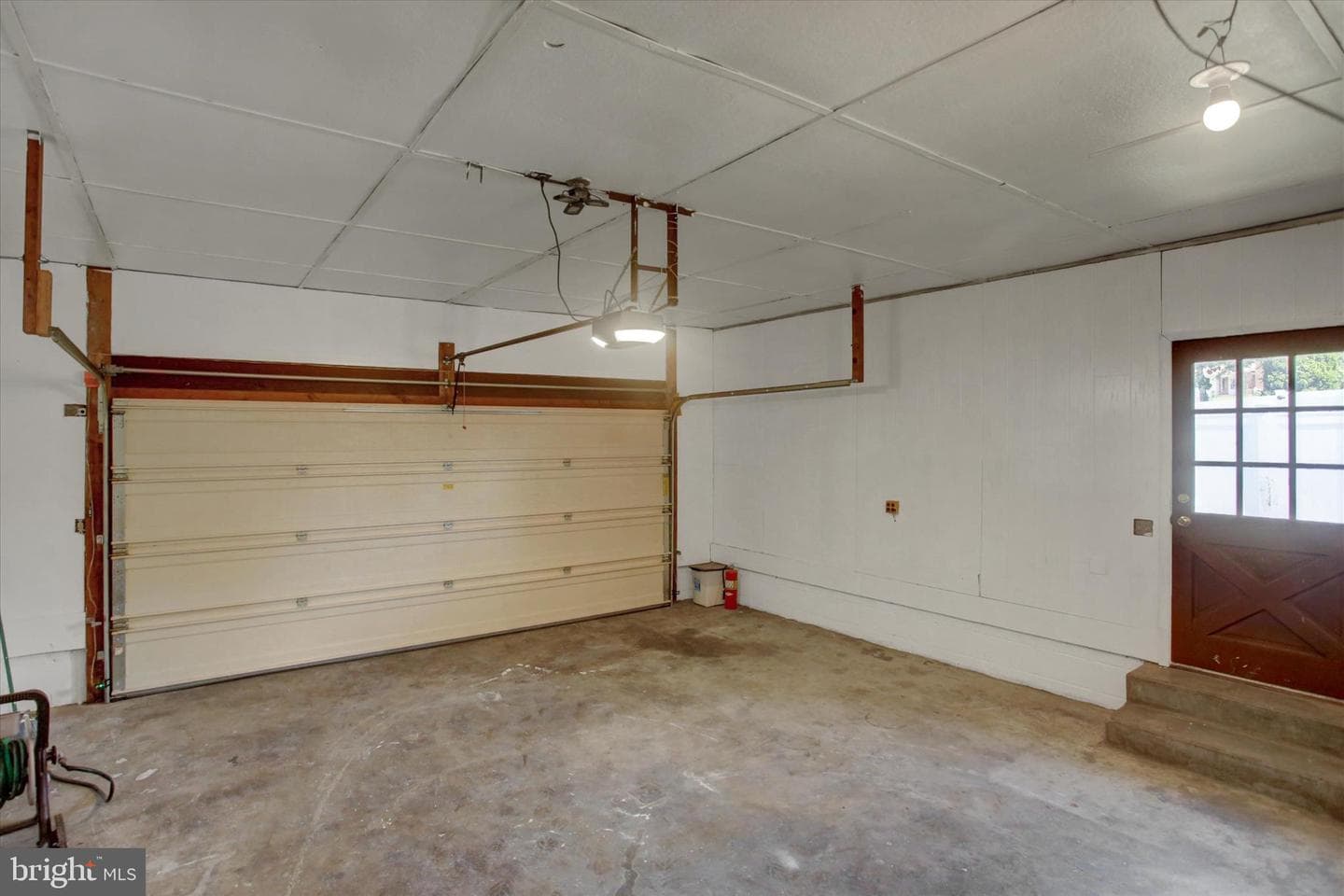 868 Fox Meadow Road photo 27