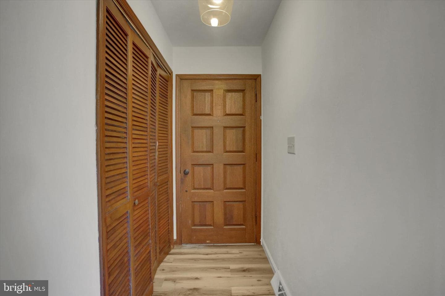 868 Fox Meadow Road photo 6