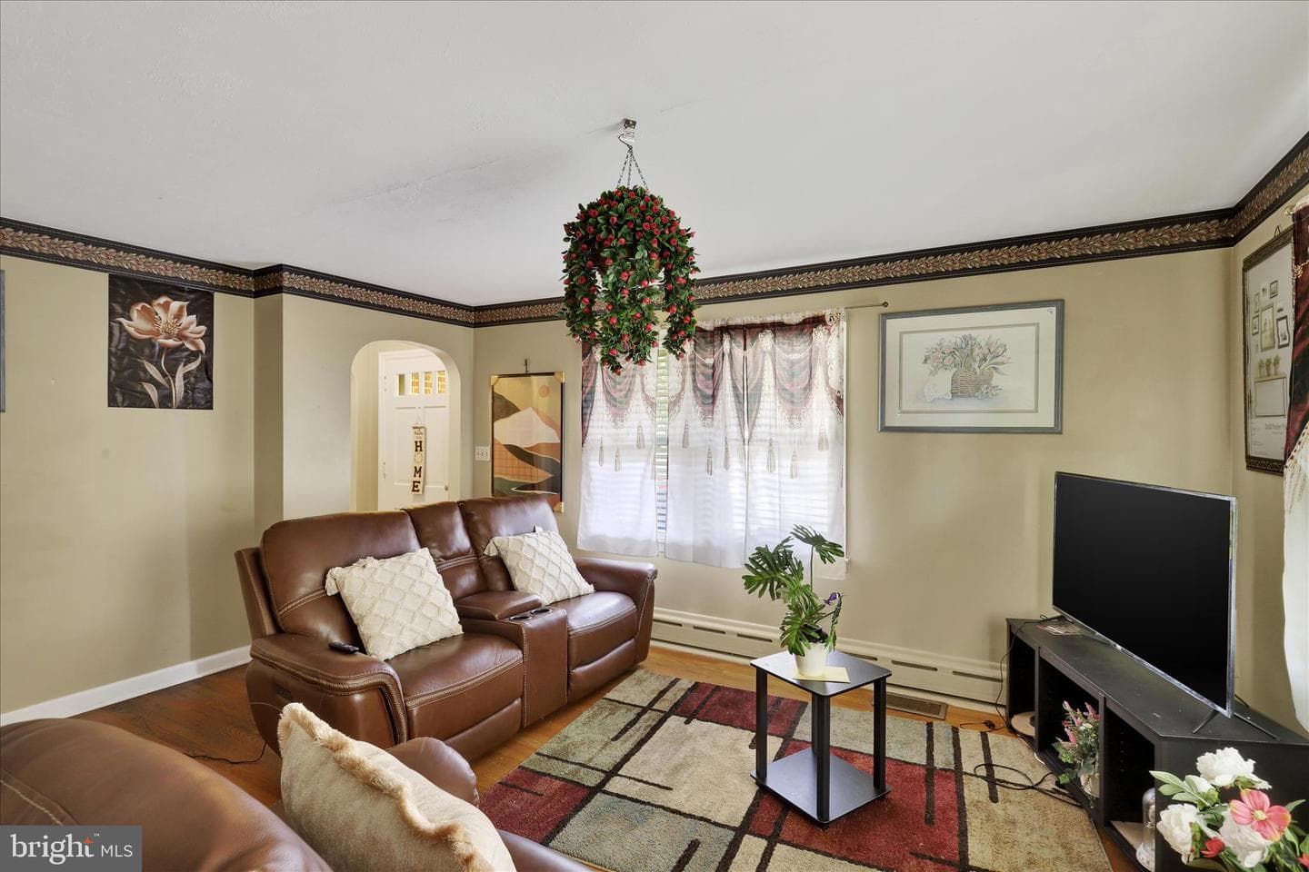439 S 8th Street photo 3