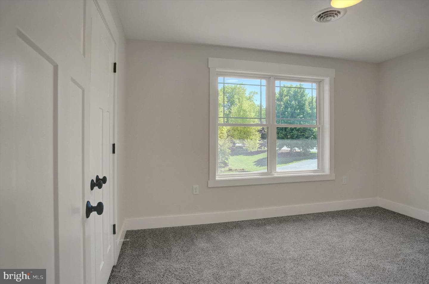 695 Karvois Court photo 19