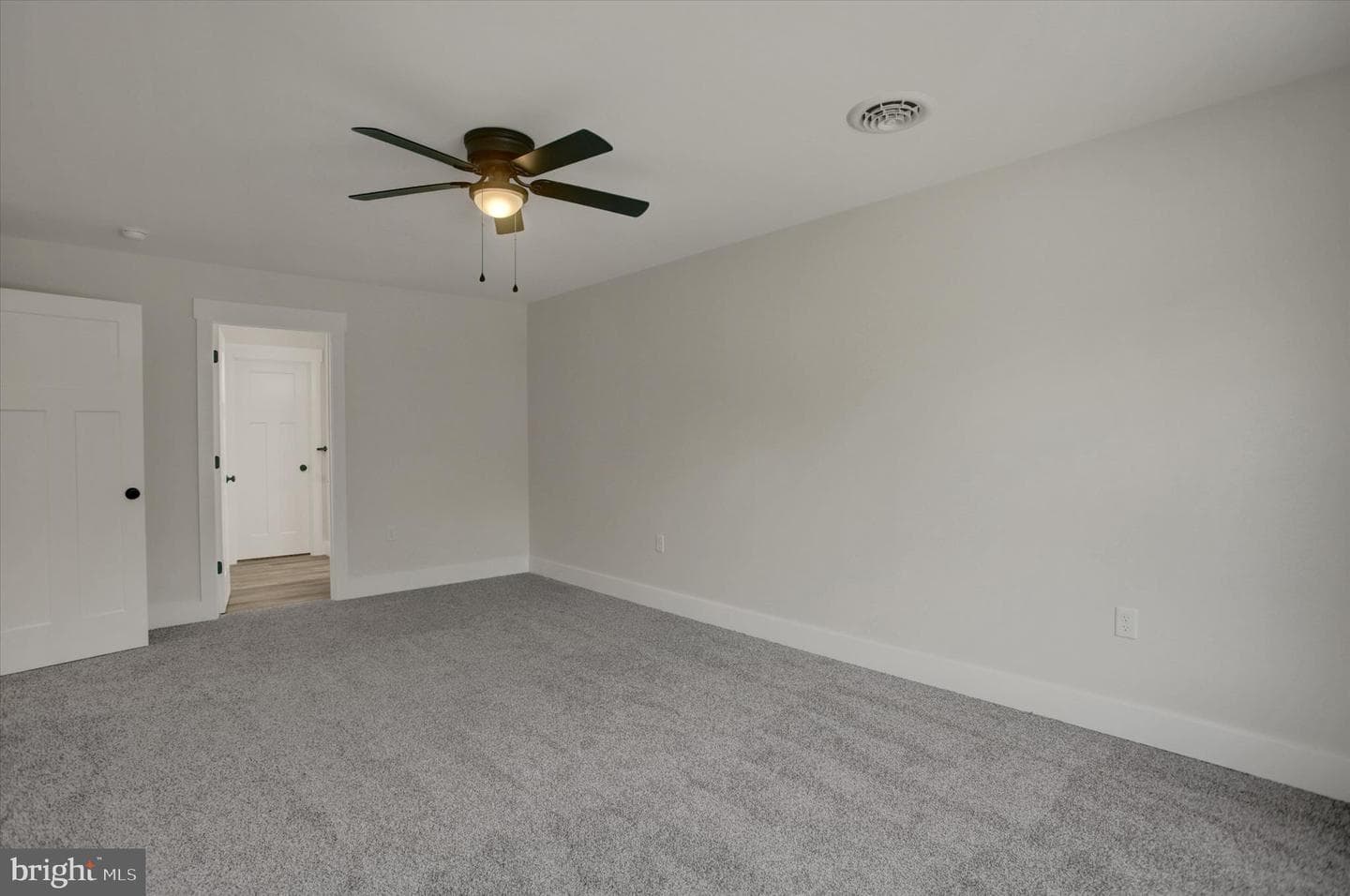 695 Karvois Court photo 31