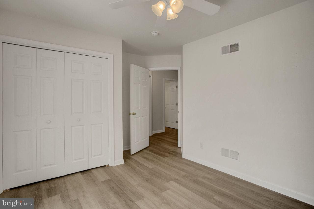 176 Lantern Ln photo 22