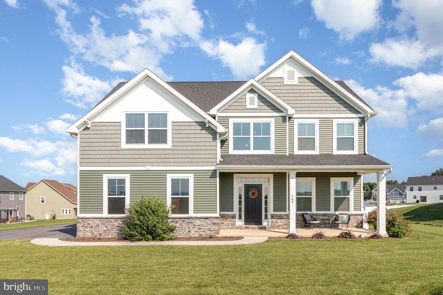 465 Winchester Dr, Chambersburg