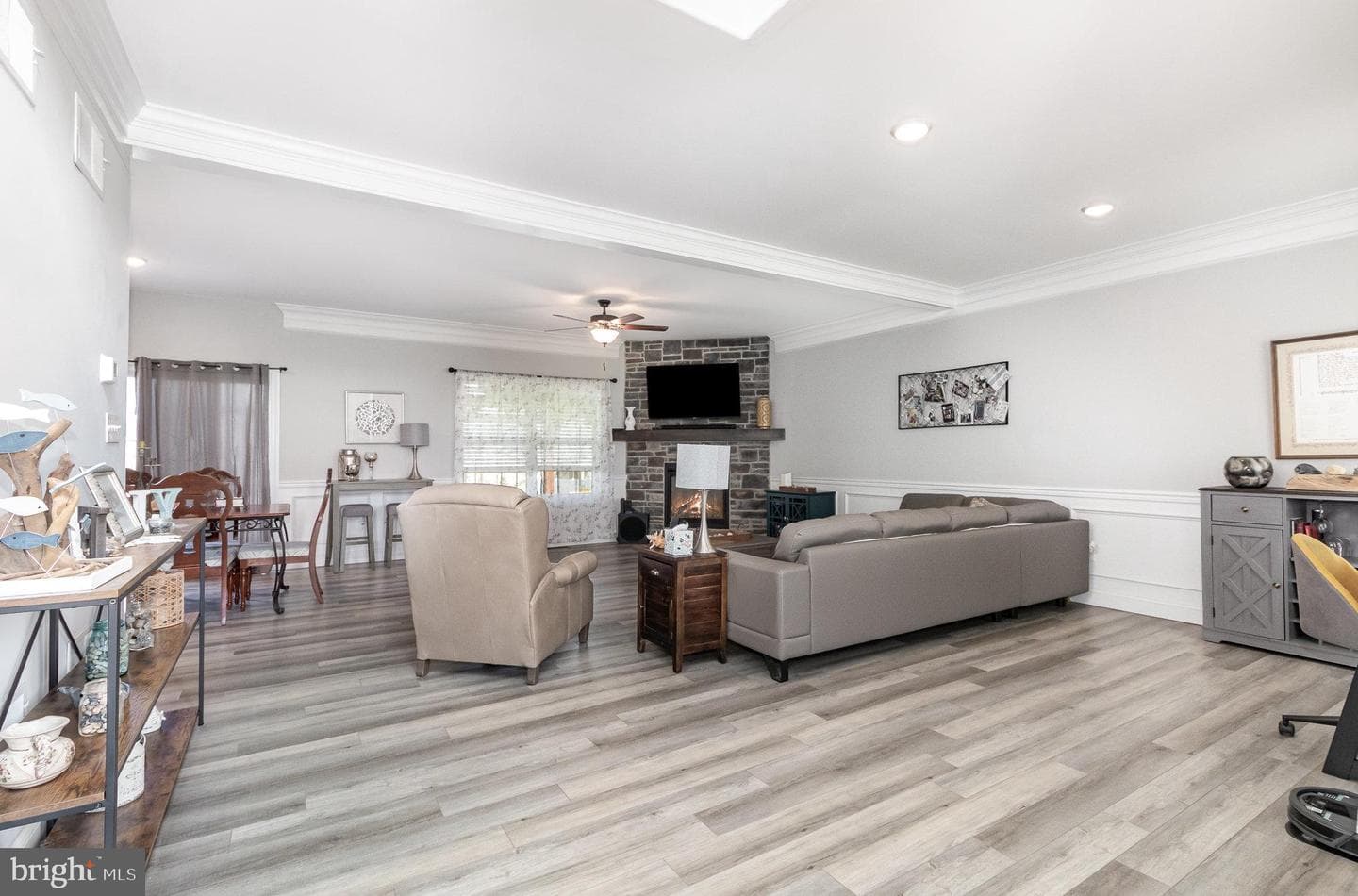 465 Winchester Dr, Chambersburg