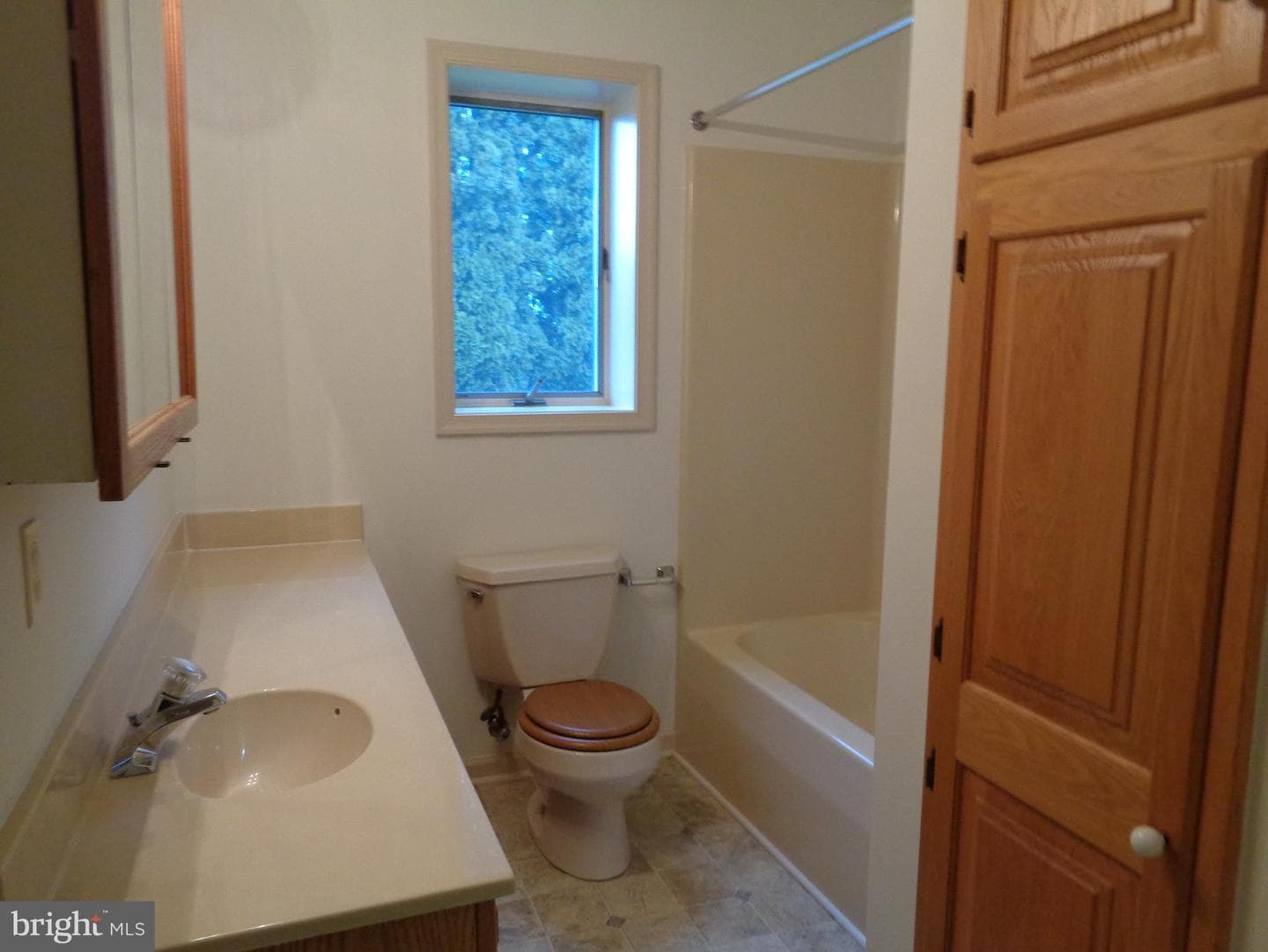 428 Martina Drive photo 18