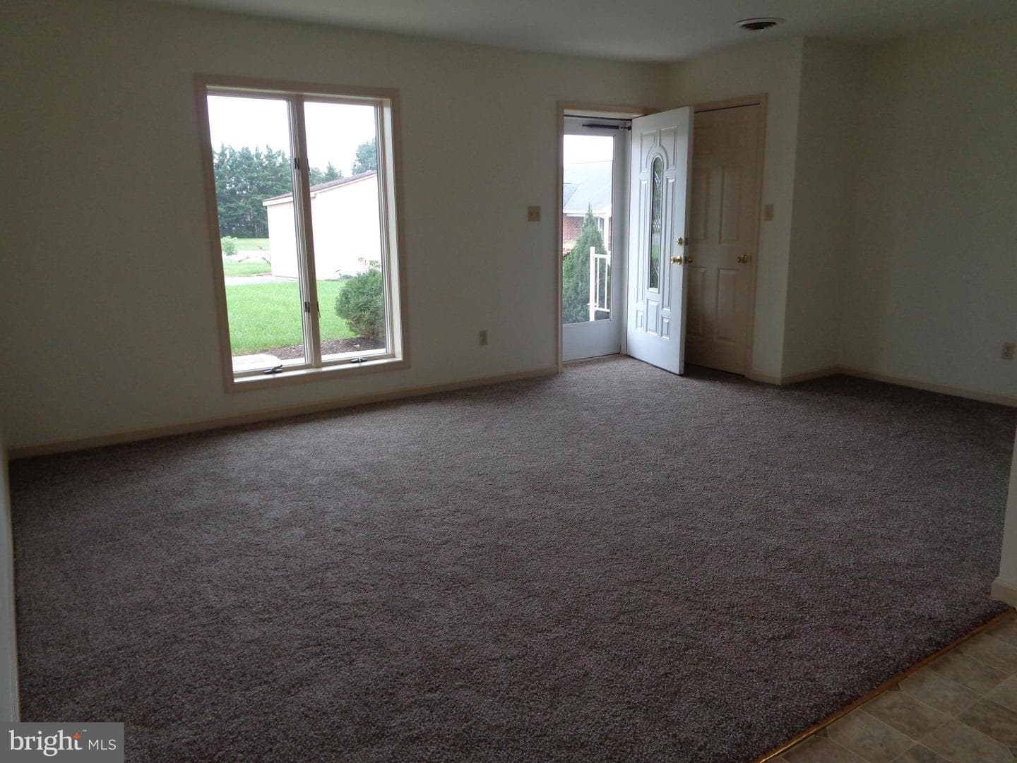428 Martina Drive photo 8