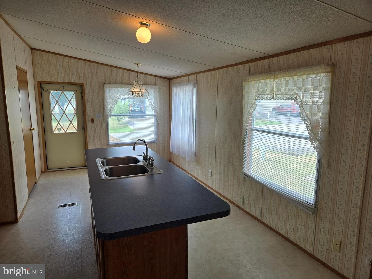 320 Cameo Drive #145 photo 6