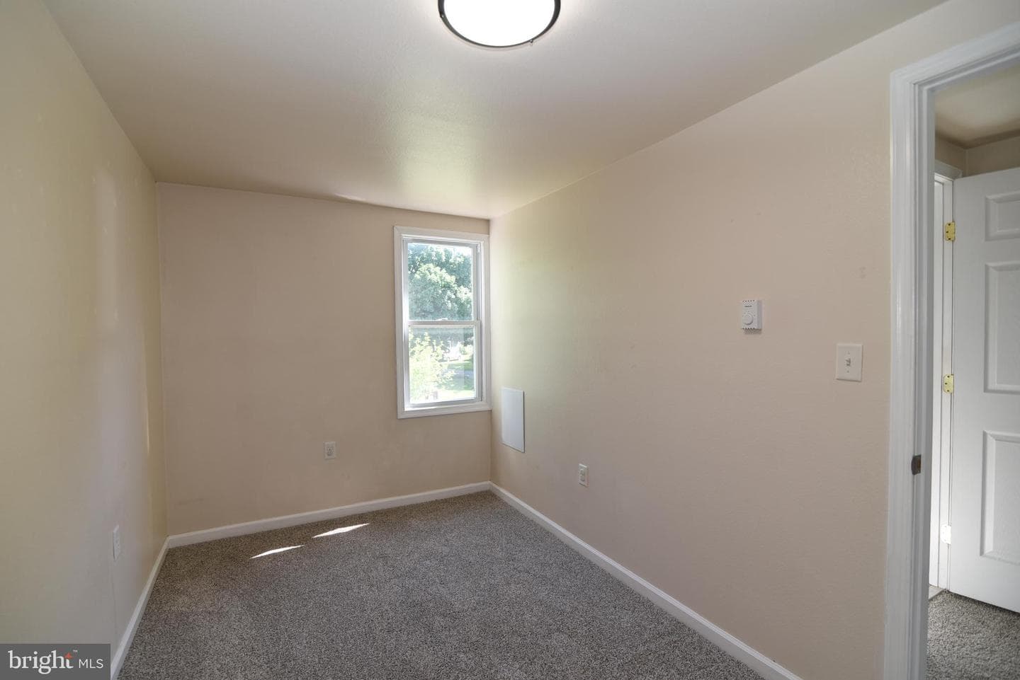 325 Fourth Street photo 21